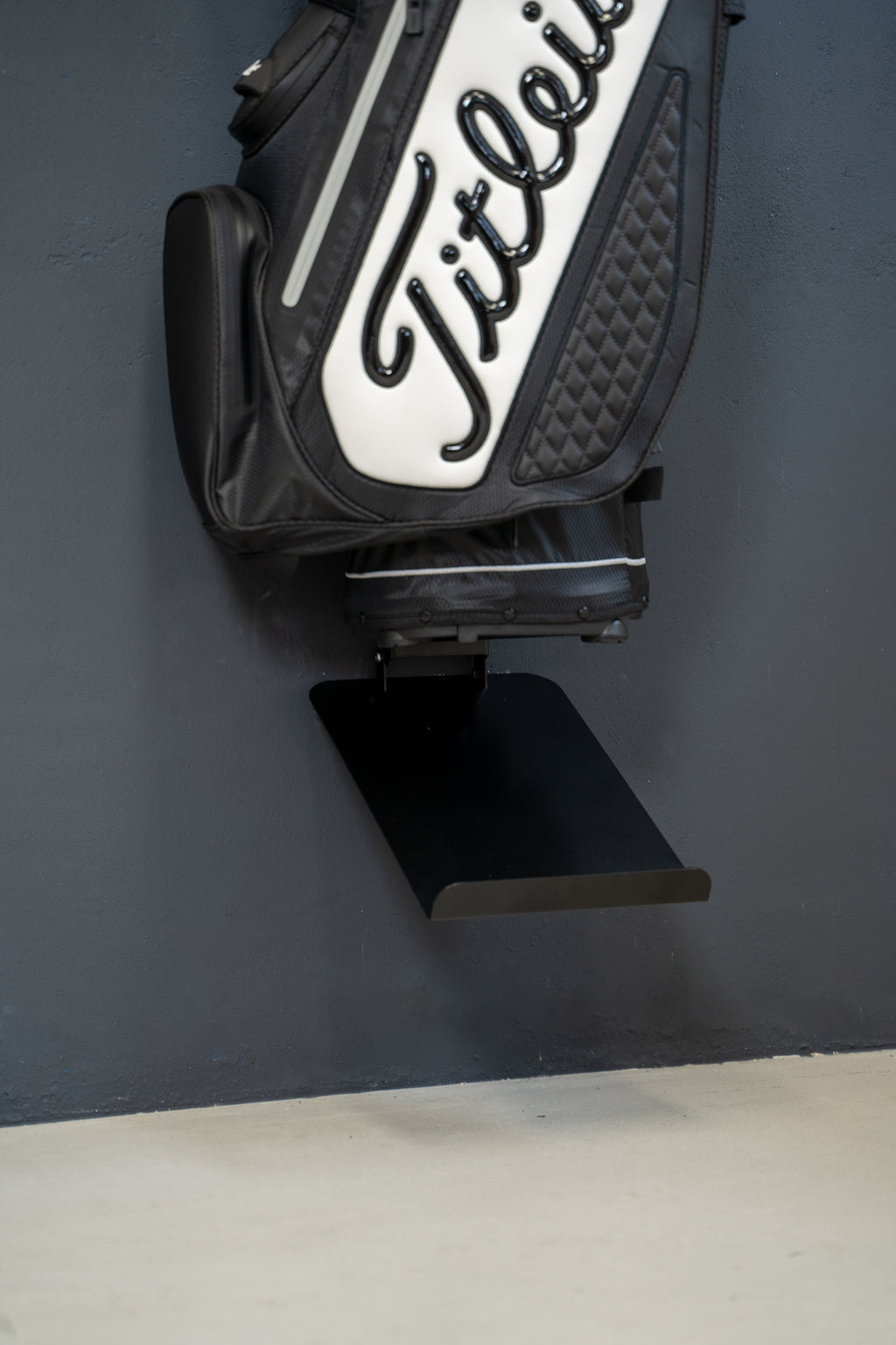 ClubsDock - Shoe Holder